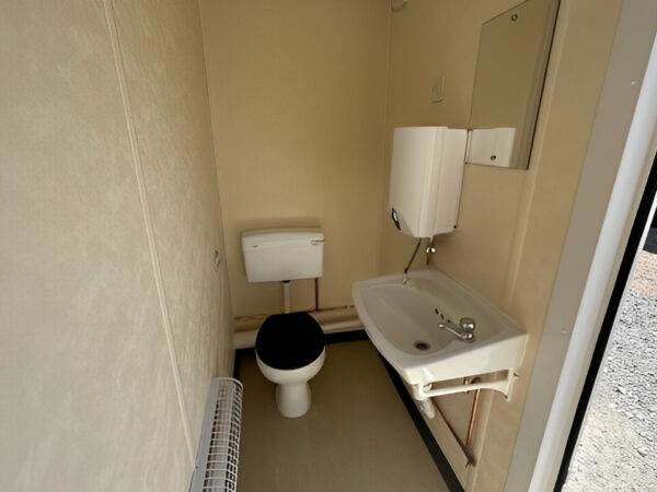 12Ft-x-9Ft-21-Jackleg-Toilet-Cabin.jpg