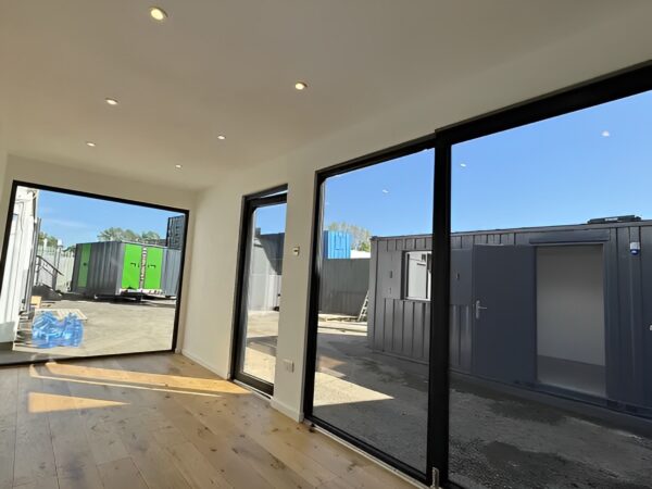 20x8ft-CUSTOM-SHIPPING-CONTAINER-CONVERSION-Portable-Building-Garden-Office-1.jpg