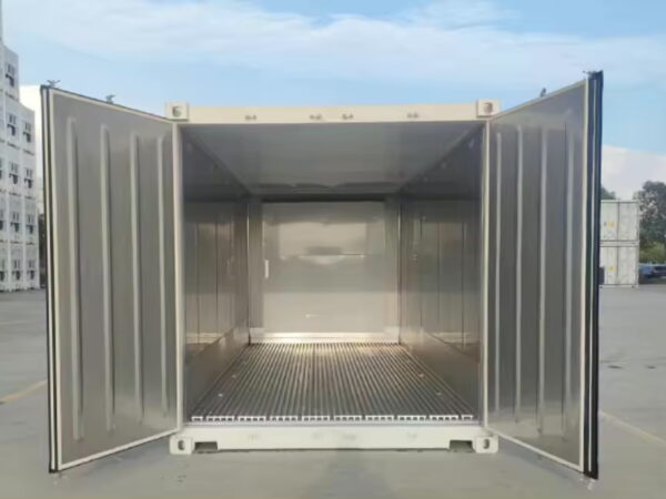 Hot-Sale.-Used-20ft-Refrigerated-Shipping-Containers1-.jpg