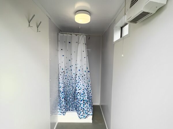 Toilet-Block-Shower-24-x-9-Ft-9.jpg