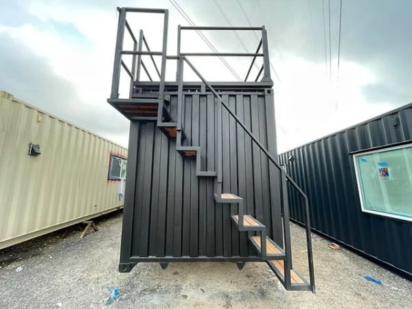 customized-40ft-shipping-container-made-into-luxurious-1-bedroom.jpg